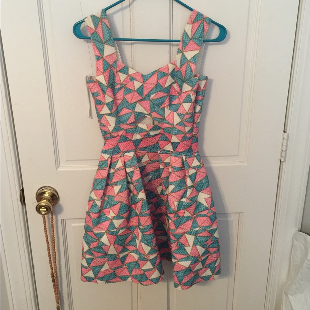 Karlie dress size M